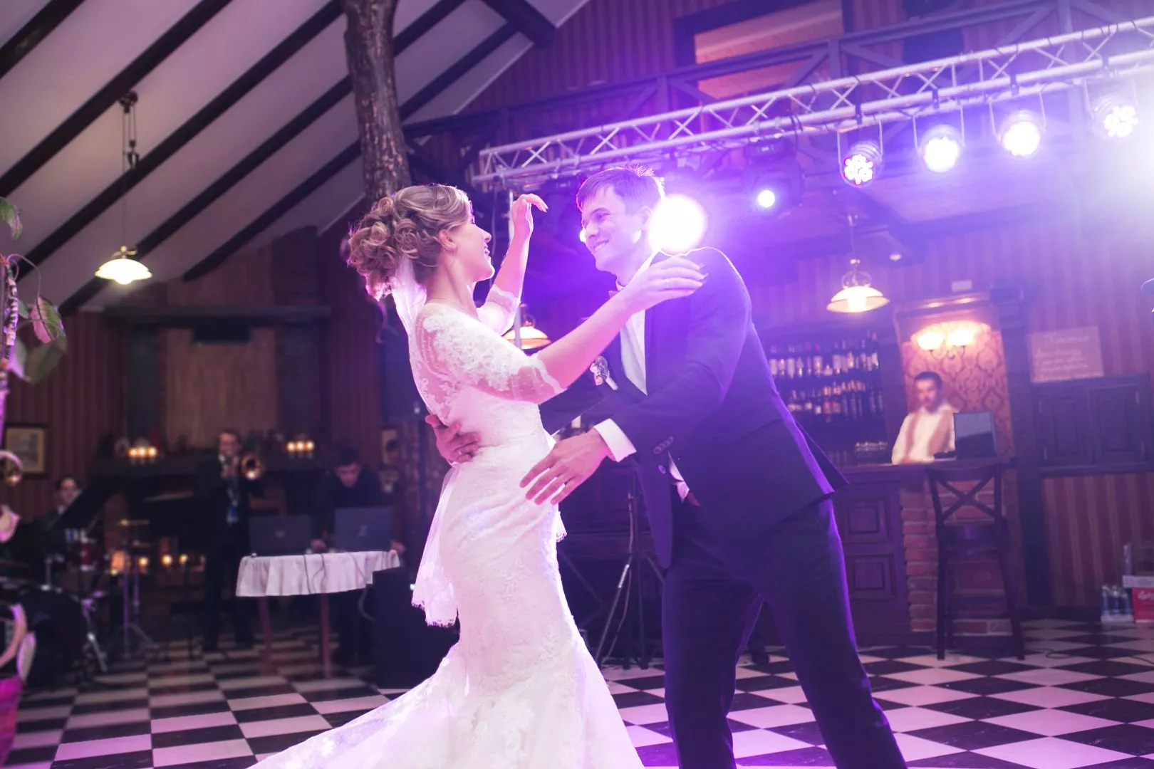 How Much Does It Cost to Plan a Wedding | Wedding Venues In Ipswich And Surrounding Areas